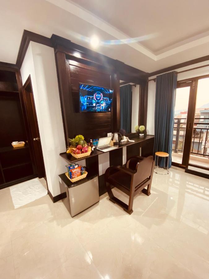 Consiana Hotel Ванг Виенг Екстериор снимка